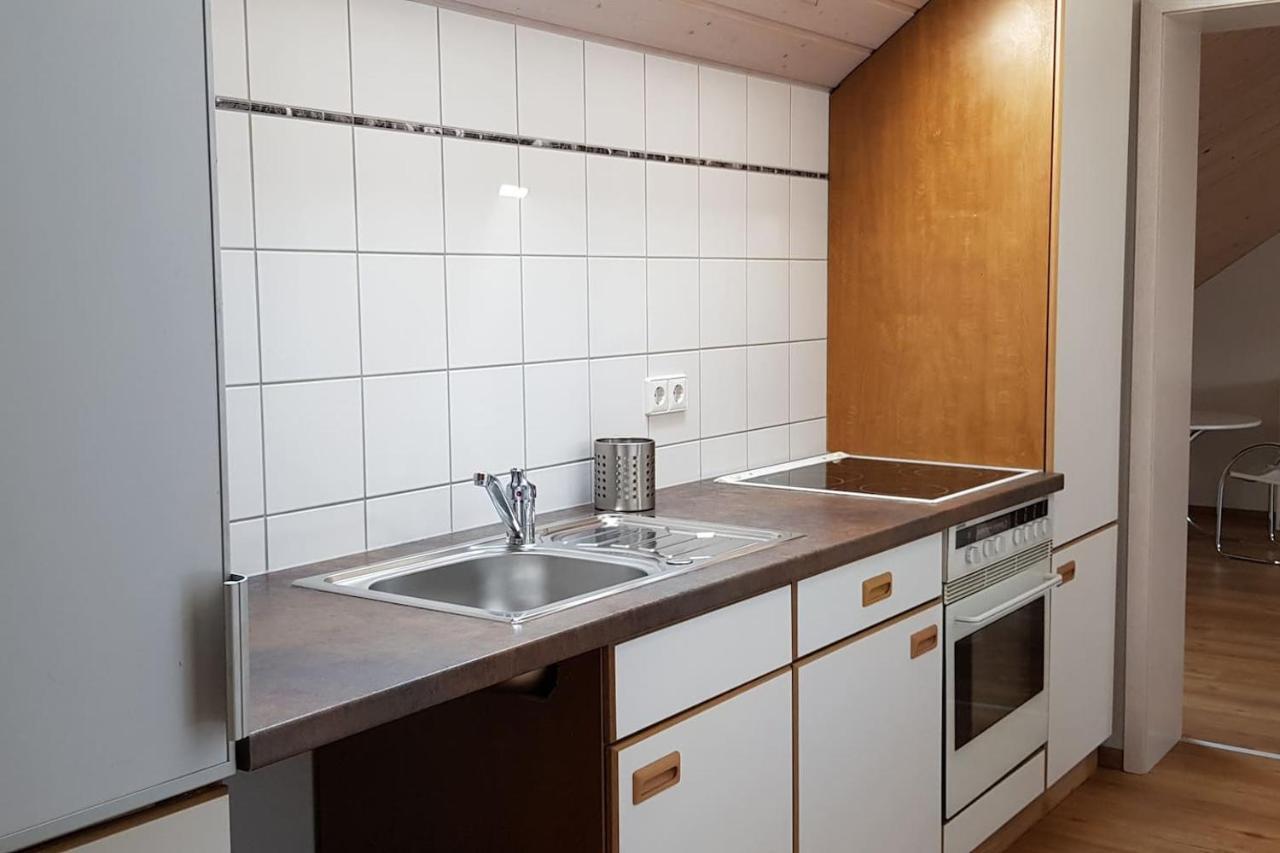 Apartment Kern Lautrach Екстер'єр фото